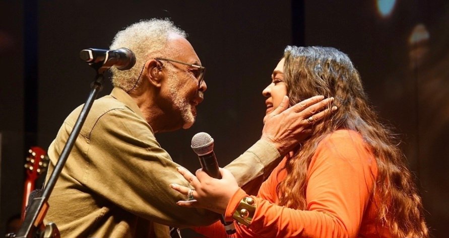 Gilberto Gil se emociona em trecho de documentário sobre a filha Preta: “Minha menina foi embora”